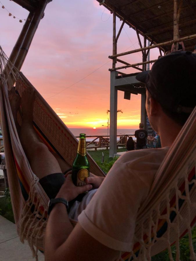 Free Spirit Ecuador, Puerto Engabao Hotel Exterior photo