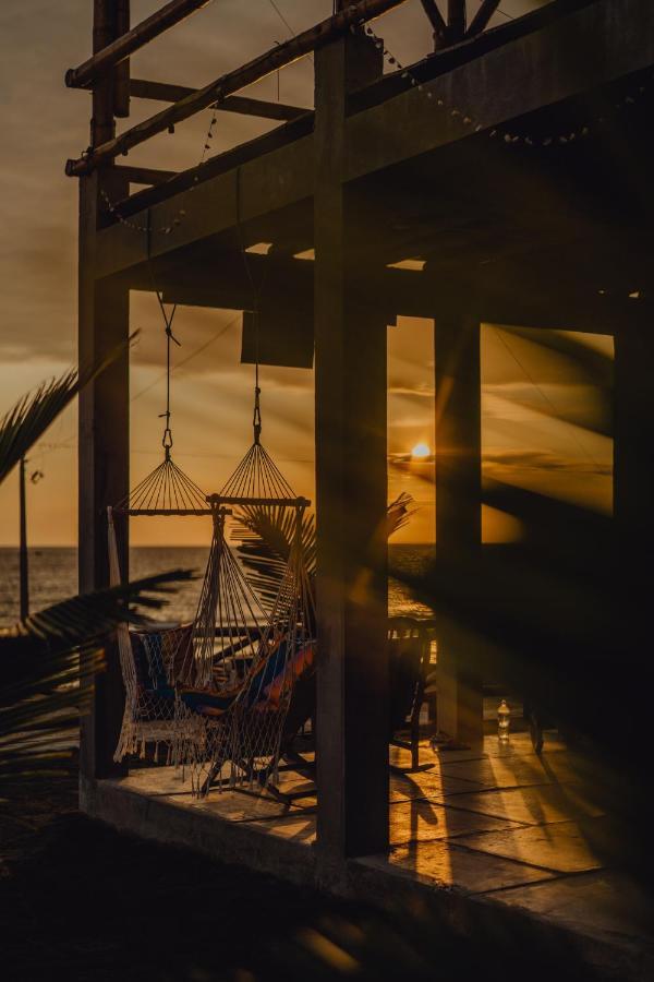 Free Spirit Ecuador, Puerto Engabao Hotel Exterior photo